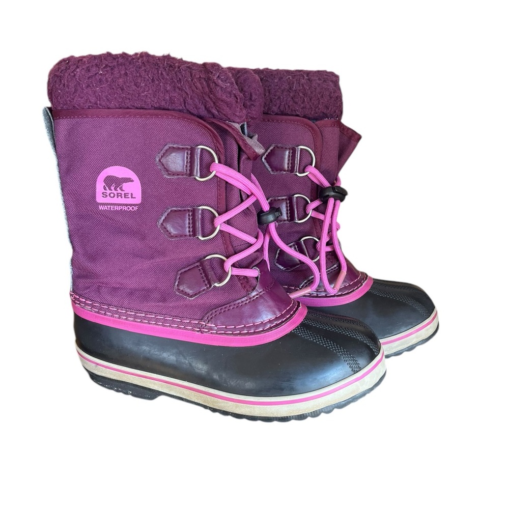 Sorel Kids Purple and Black Winter Boots